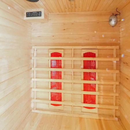 Cozy Apartment In Hinterweidenthal With Sauna Экстерьер фото